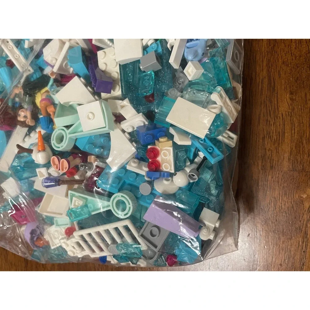 Lego Lot Gallon Ziplock Bag of Lego Parts and Pieces Disney Frozen Theme - Picture 4 of 8